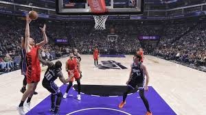 ATP总决赛第2日综述：弗里茨横扫穆塞蒂，辛纳室内硬地27连胜